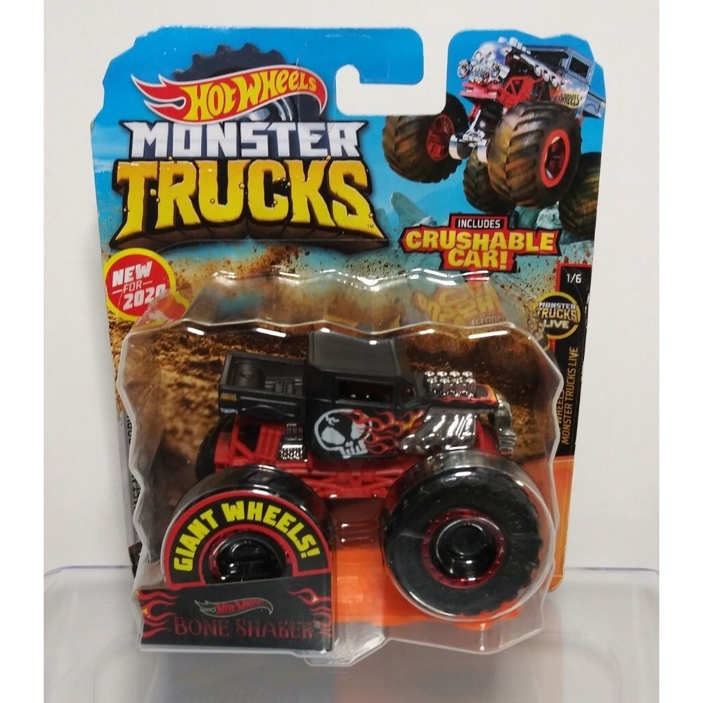 Hot Wheels Monster Trucks Bone Shaker with Crushable Car New Sealed GJG98